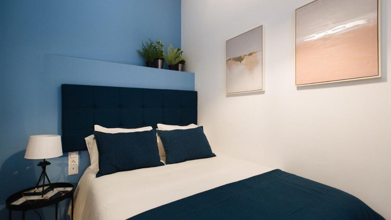 Chiqui And Vicente Suite Apartments Sevilla Bagian luar foto