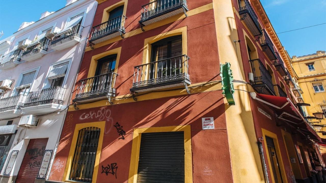 Chiqui And Vicente Suite Apartments Sevilla Bagian luar foto